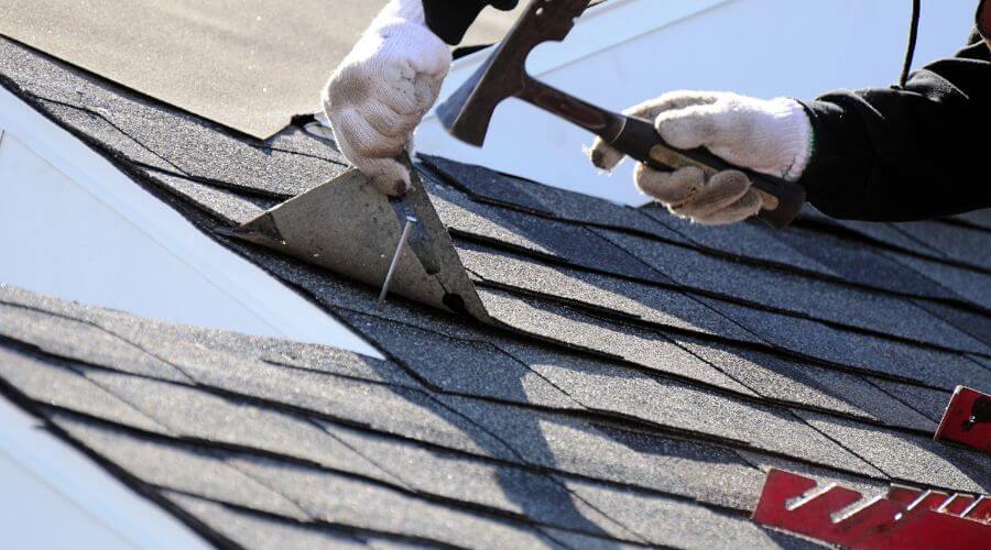 Professional metal roof installation in Cerro Gordo, IL